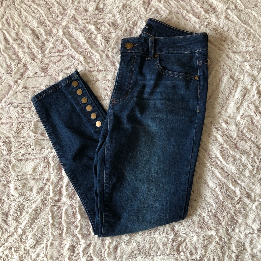 d. jeans Dark Denim with Button Detail Cropped Jeans